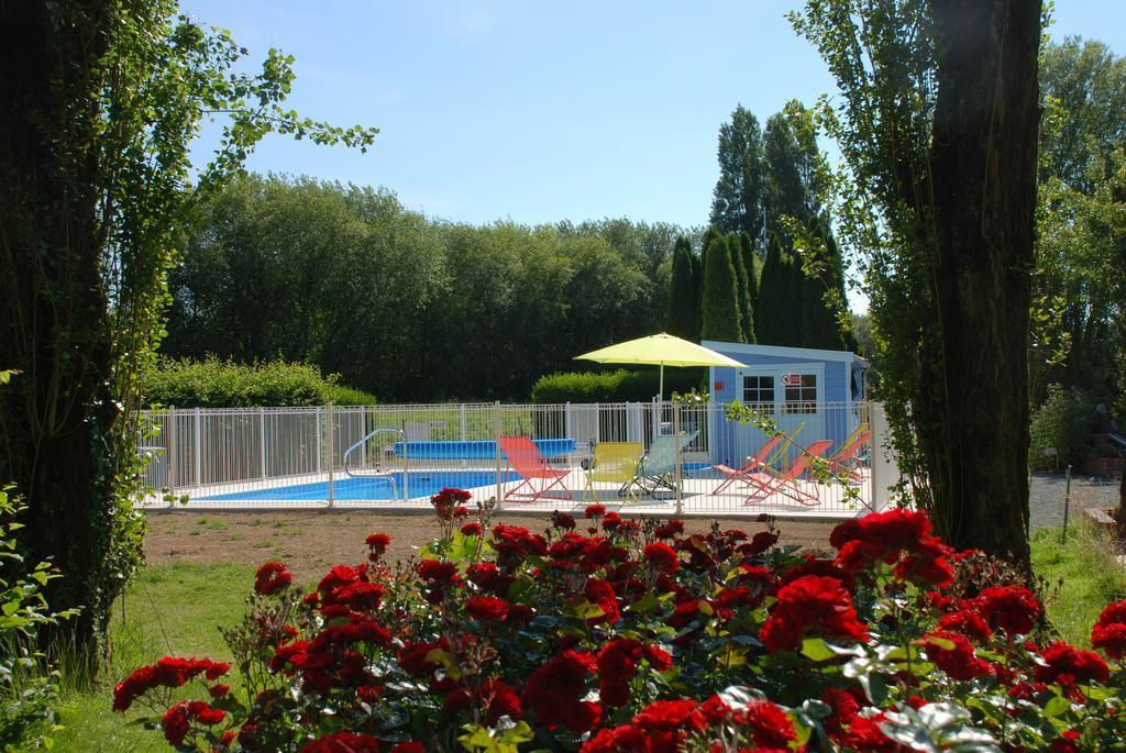 Camping Les Tournesols Sillé-le-Guillaume Esterno foto