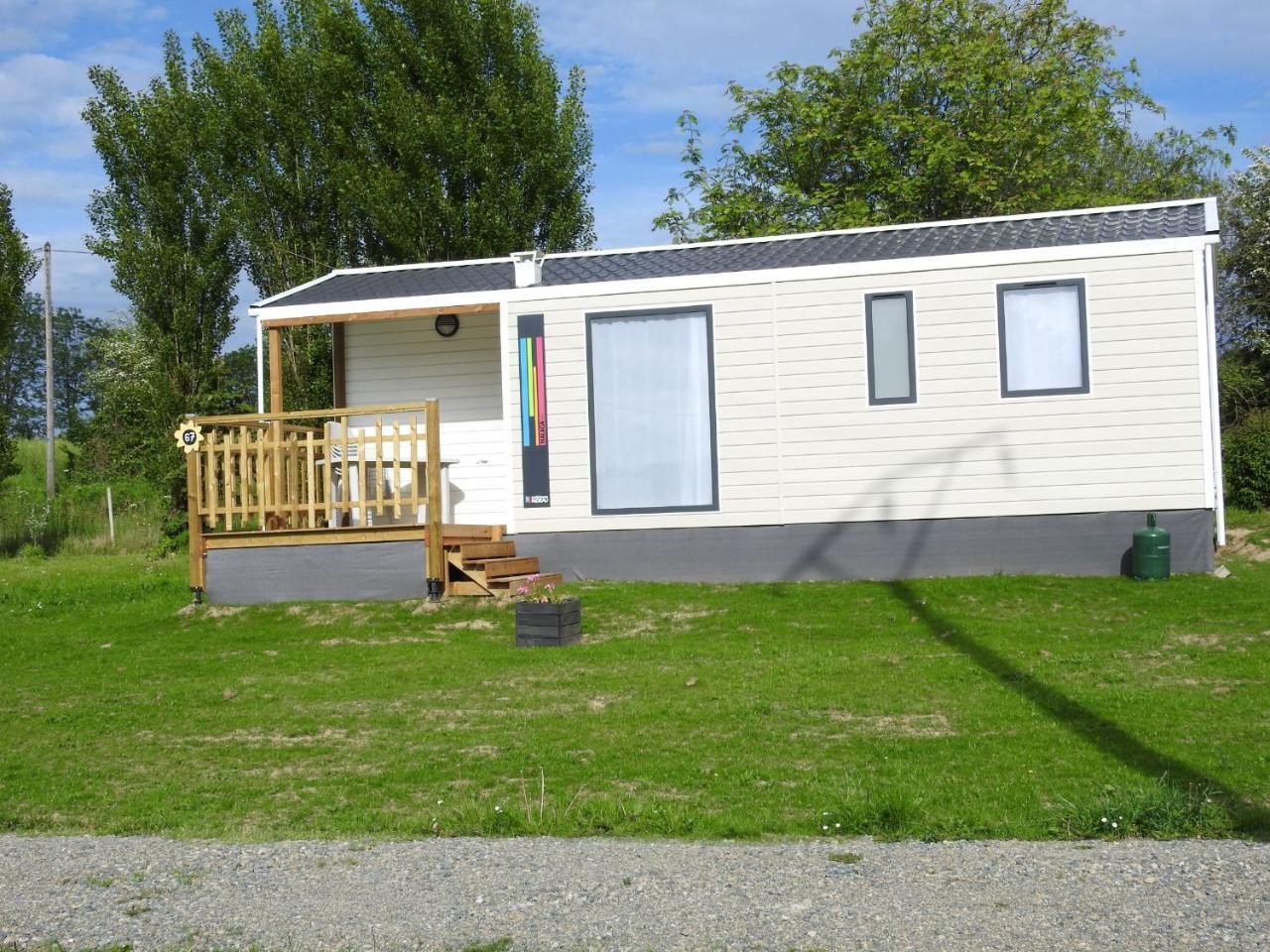 Camping Les Tournesols Sillé-le-Guillaume Esterno foto