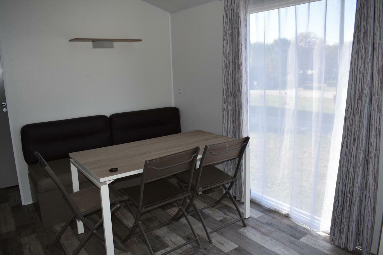 Camping Les Tournesols Sillé-le-Guillaume Esterno foto