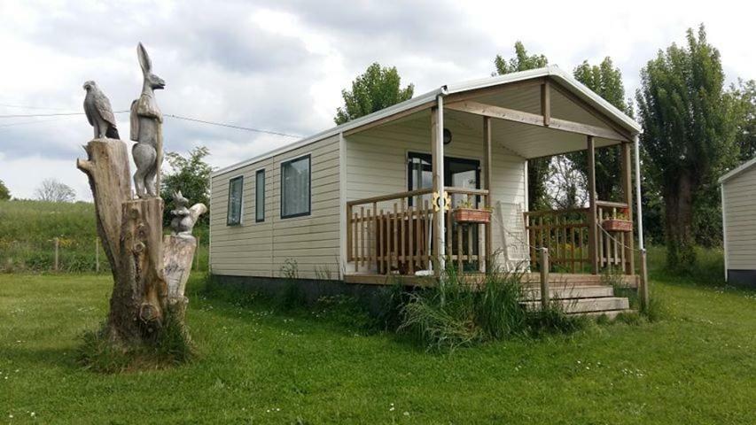 Camping Les Tournesols Sillé-le-Guillaume Esterno foto